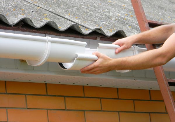 Gutter Hanging